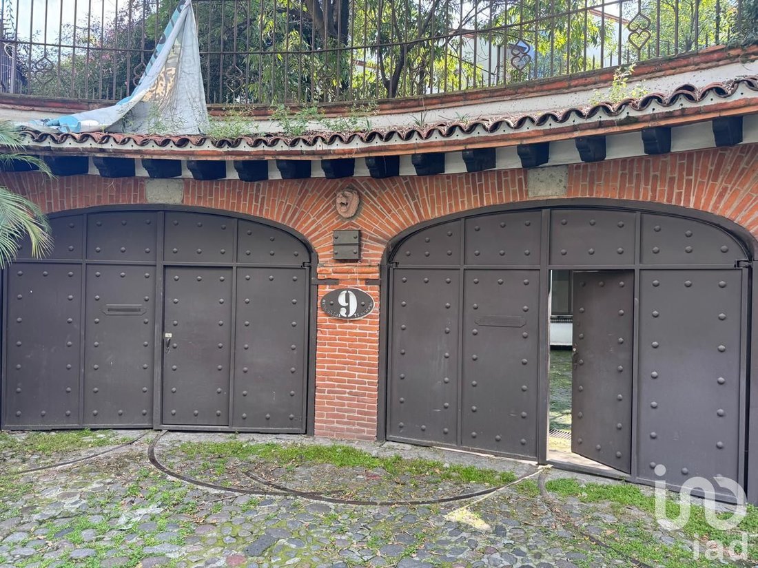 House in Mexico City, Mexico 5 - 16249259