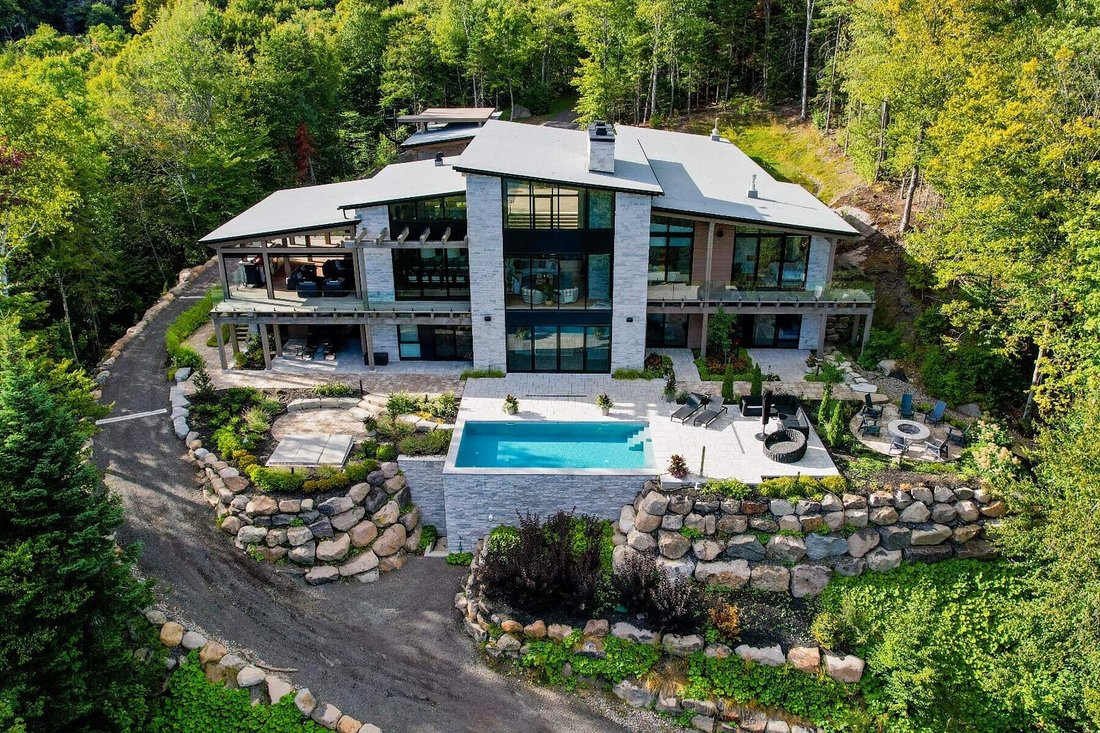 House in Ivry-sur-le-Lac, Quebec, Canada 1 - 16153963