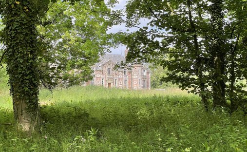 Castle for Sale in Étretat, Normandy, France