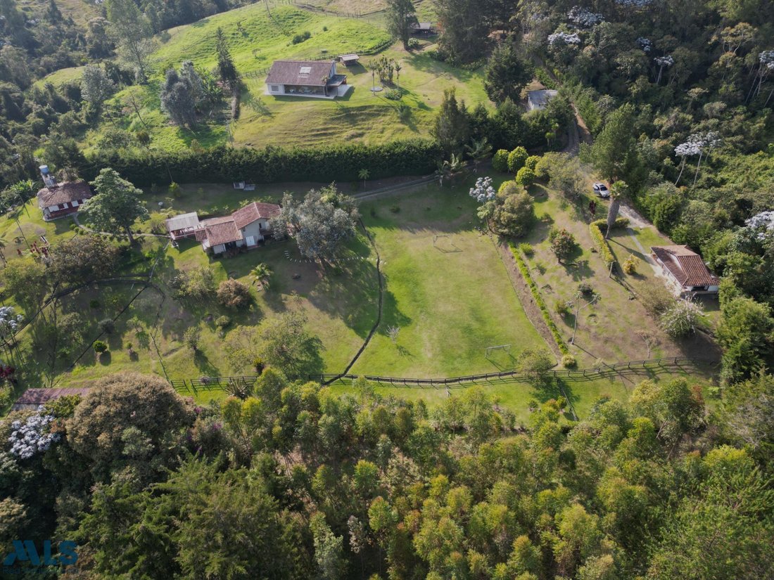 Finca in El Tablazo, Antioquia, Colombia 2 - 16249075
