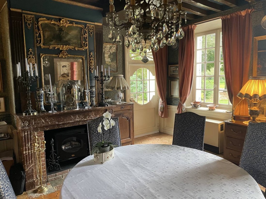 Whispers of 1802: A Normandy Manor’s Timeless Embrace, 15 Minutes to Paris
