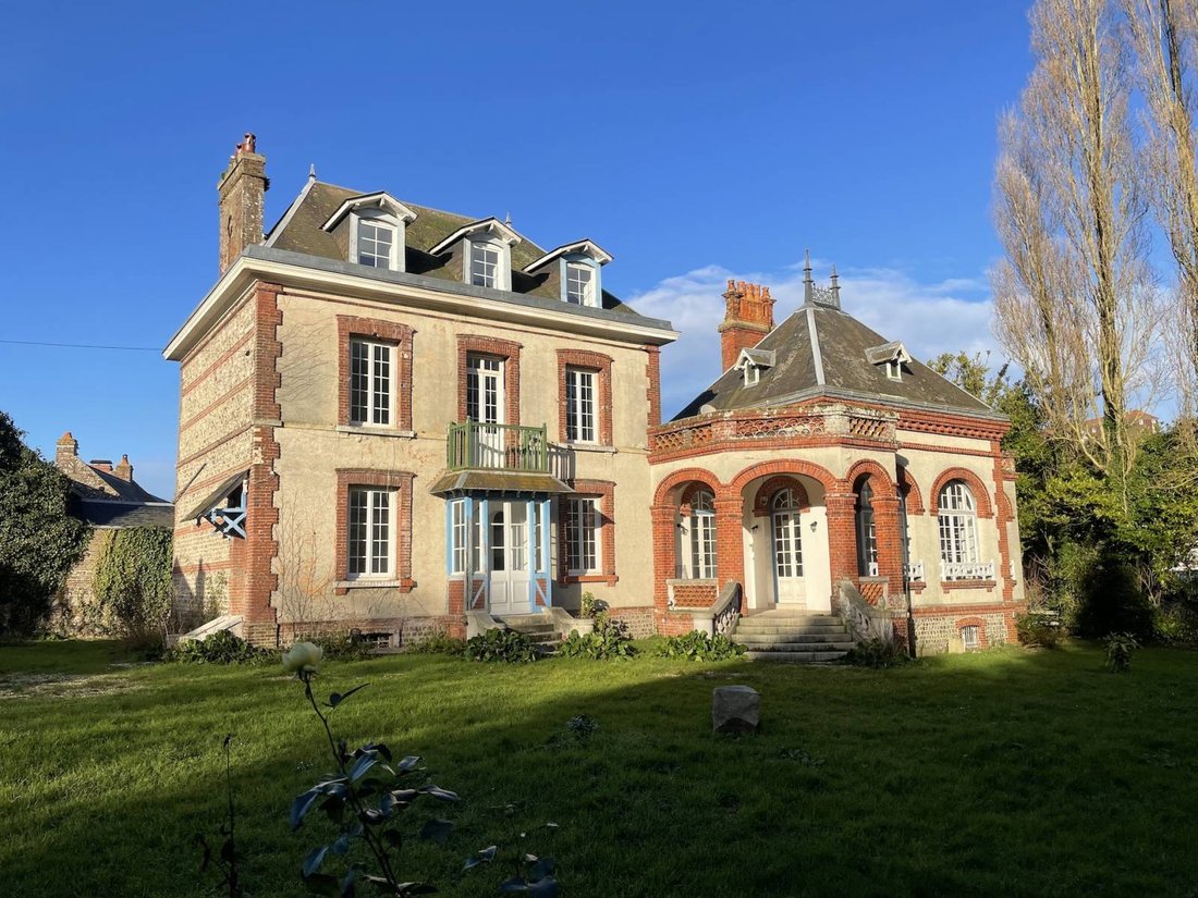 Villa in Saint-Valery-en-Caux, Normandy, France 1 - 16247522