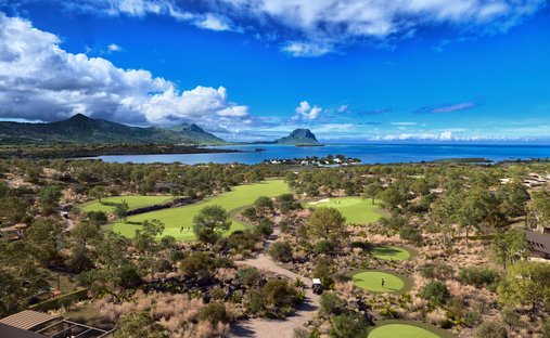 Land in Grande Riviere Noire, Rivière Noire District, Mauritius 1