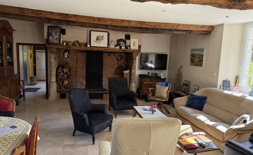 Castle for Sale in Veules-les-Roses, Normandy, France