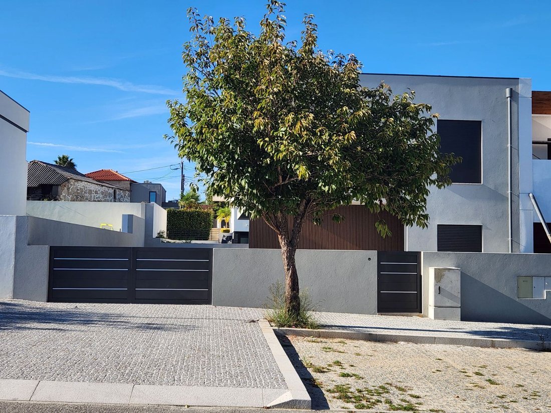 Townhouse in Nogueira e Silva Escura, Porto District, Portugal 4 - 16252872