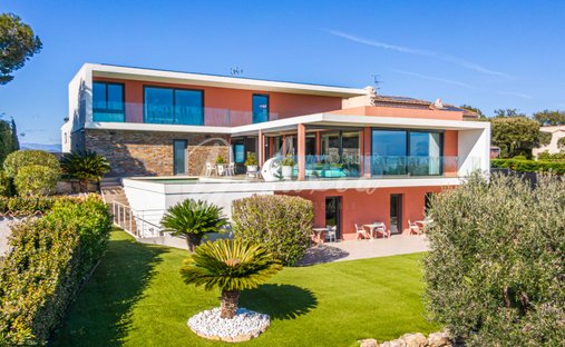 House in Le Dramont-Agay-Anthéor-Le Trayas, Saint-Raphaël, France 1