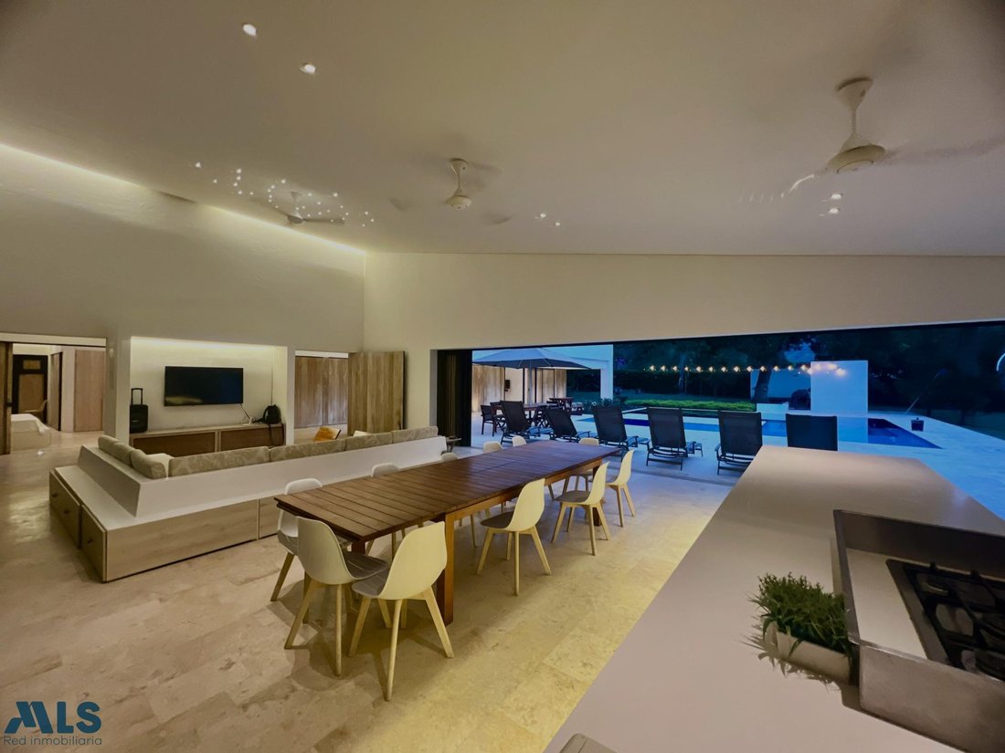 Finca in Santa Fe de Antioquia, Antioquia, Colombia 2 - 16249037