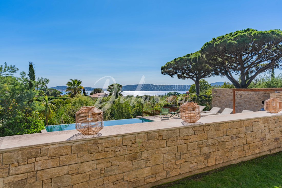 Villa in Grimaud, Provence-Alpes-Côte d'Azur, France 2 - 16248388