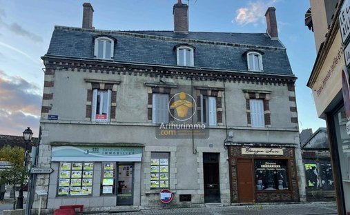 Estate in Bourg, Chalette-sur-Loing, France 1