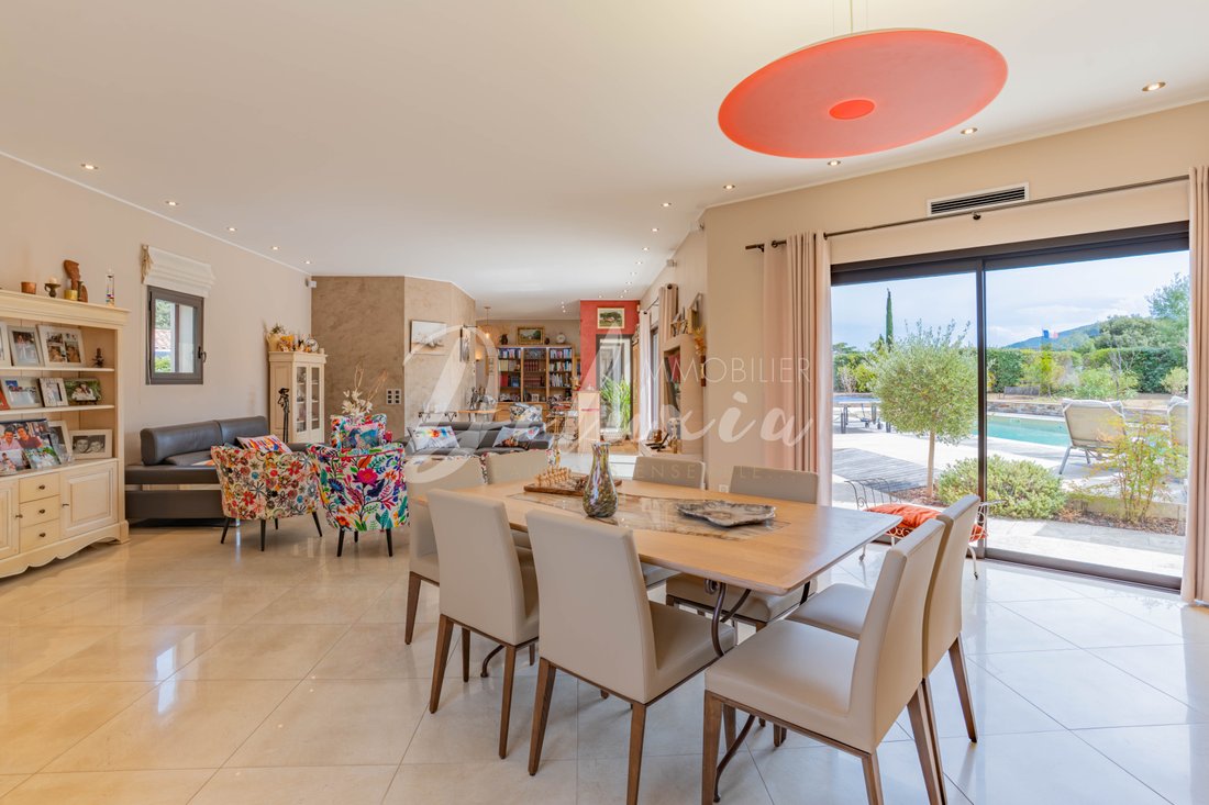 House in Ecarts, Roquebrune-sur-Argens, France 3 - 16247989