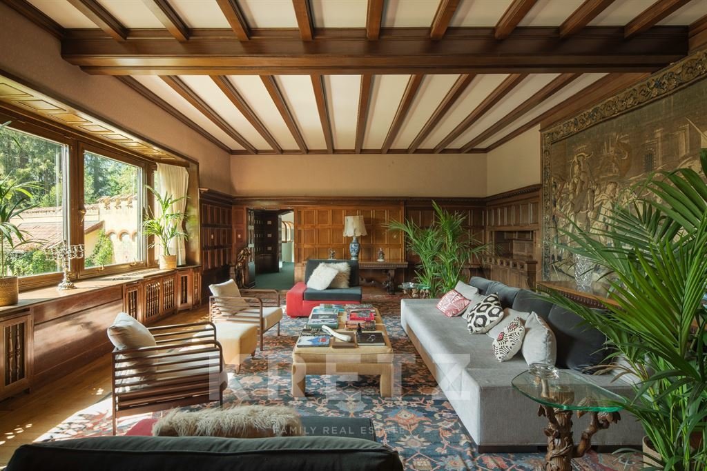 Valcastello: Where Alpine Majesty Meets Polo’s Golden Age