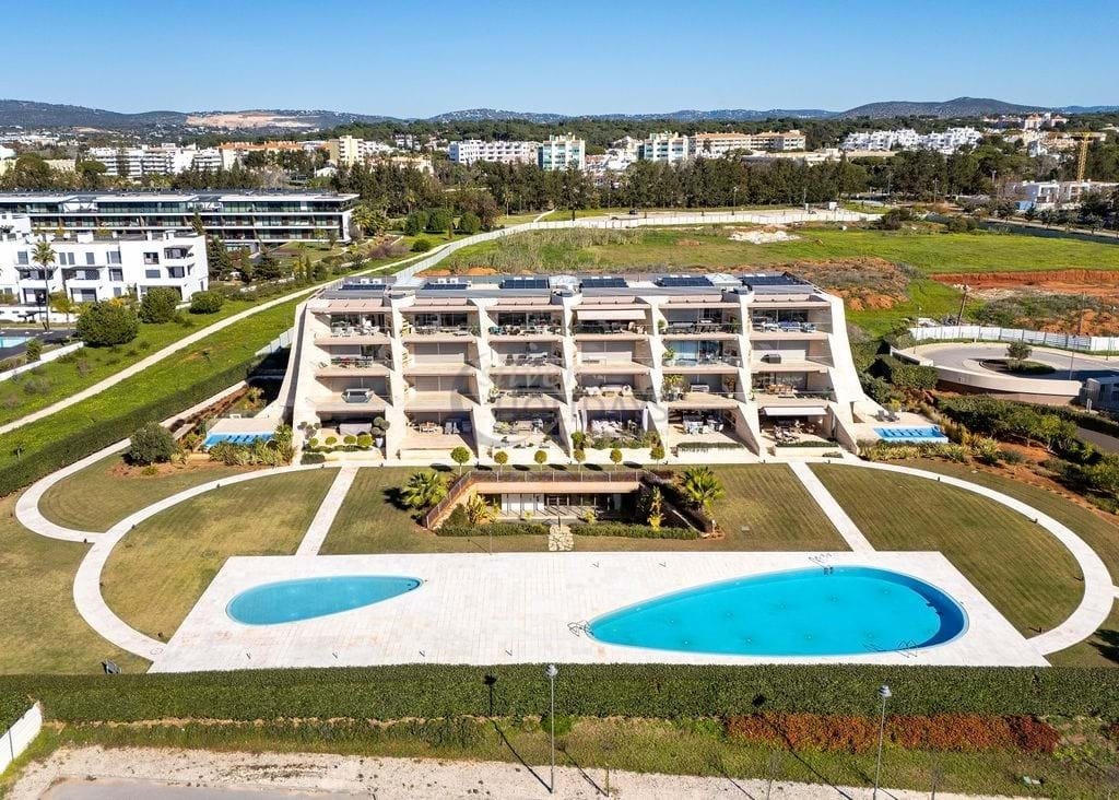 Apartment in Vilamoura, Quarteira, Algarve 1 - 15984587
