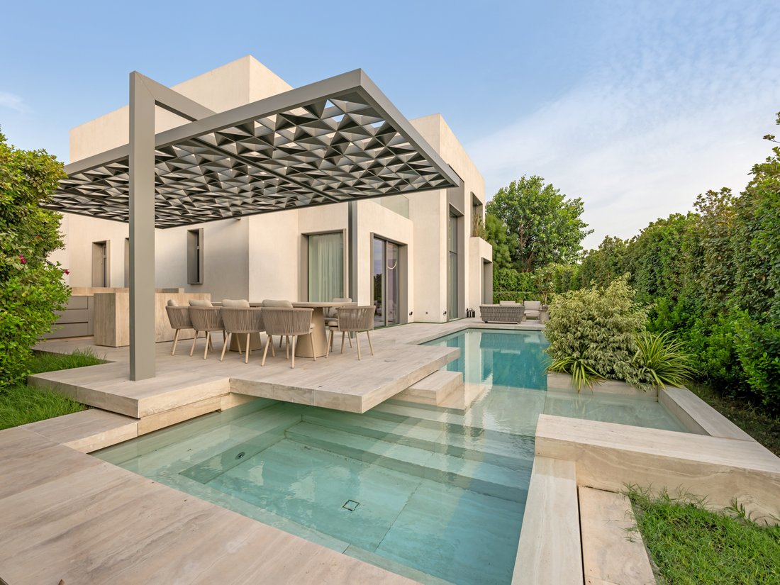 Villa in Jumeirah Islands / Juzur Jumeirah, Dubai, United Arab Emirates 3 - 16257255