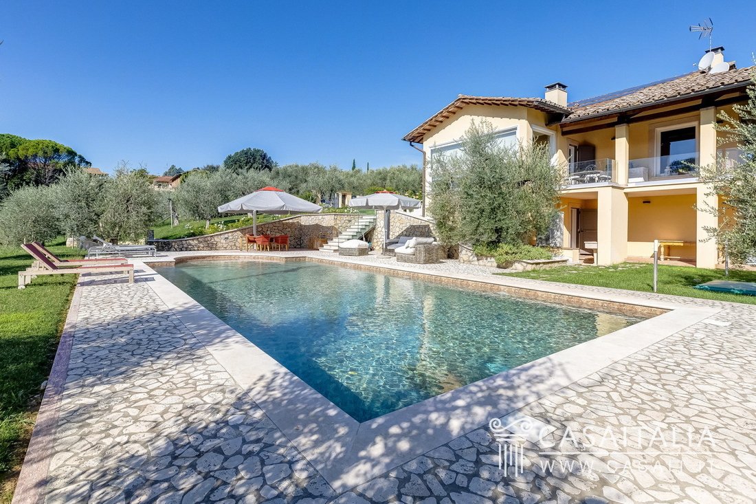 Villa in San Gemini, Umbria, Italy 2 - 16254851