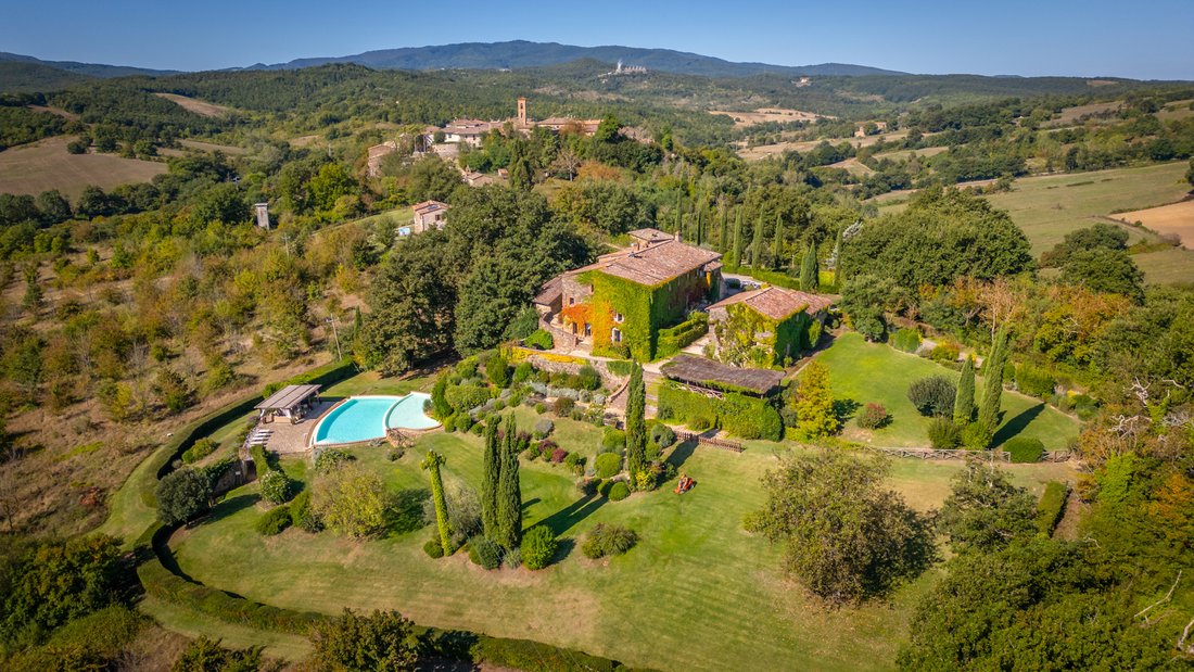 Country House in Chiusdino, Tuscany, Italy 1 - 16088500
