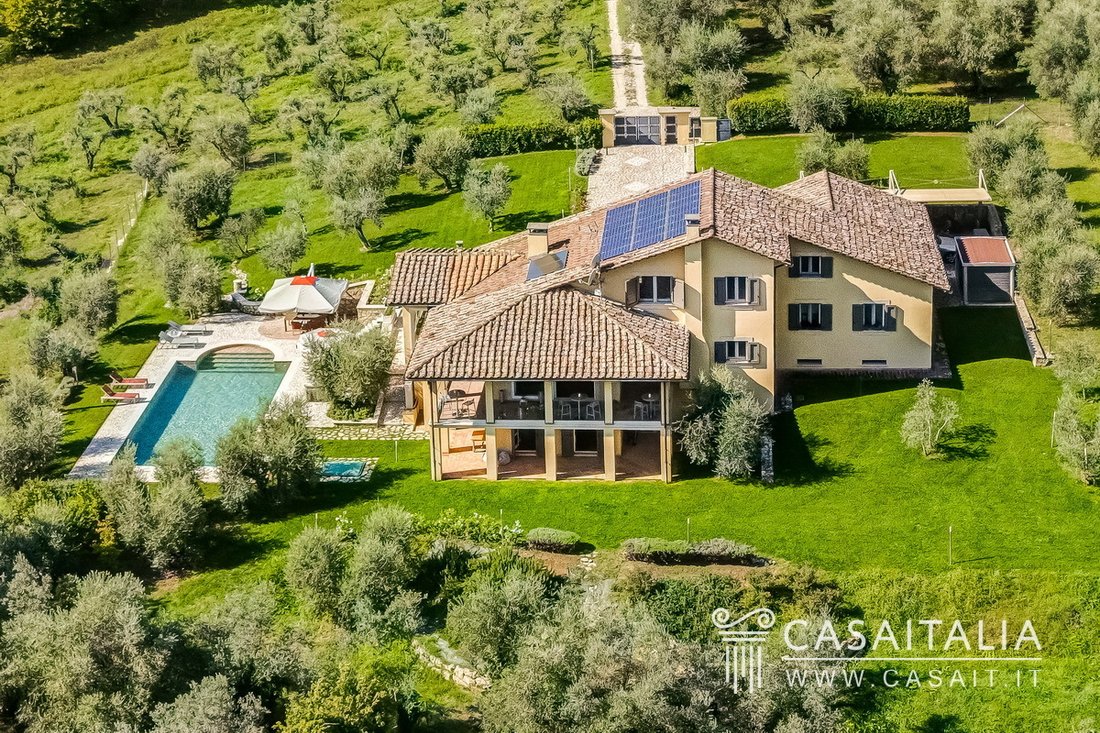 Villa in San Gemini, Umbria, Italy 1 - 16254851