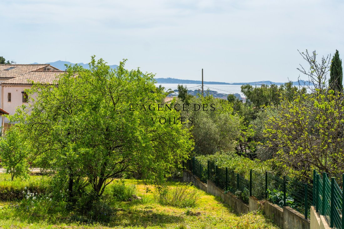 Land in Bandol, Provence-Alpes-Côte d'Azur, France 3 - 16256186