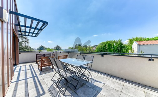 Apartment in Saint-Cyr-au-Mont-d'Or, Auvergne-Rhône-Alpes, France 1