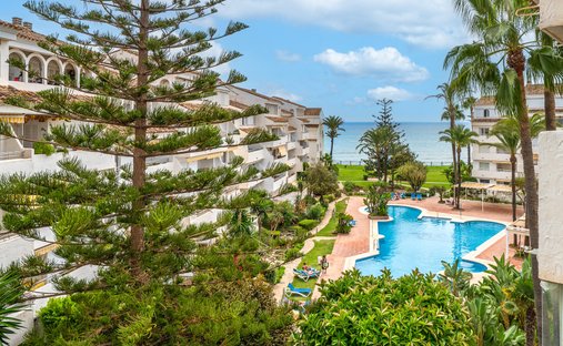 Penthouse in Elviria-Cabopino, Marbella, Spain 1