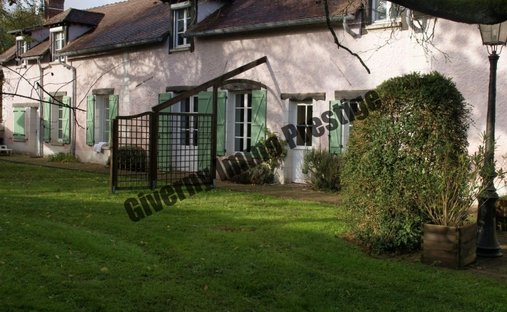 Estate in Vernon, Normandy, France 1