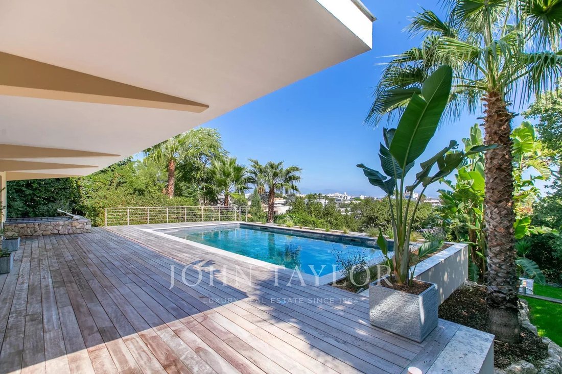 Villa in Ponteil, Antibes, France 1 - 16258111
