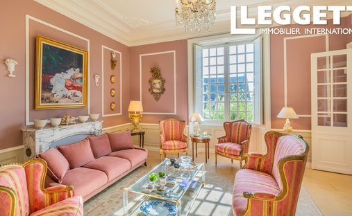 Chateau Château In Deux Sèvres