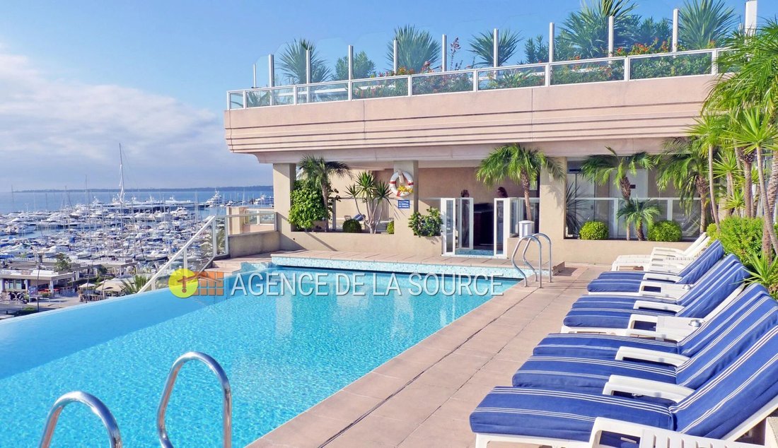 Apartment in Gabelle-Courcettes-Les Clos, Vallauris, France 1 - 16159266