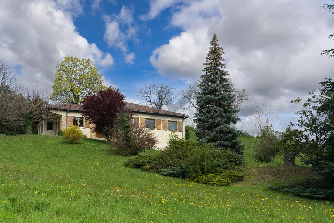 House in Centre et Sud Est, Saint-Didier-au-Mont-d'Or, France 2 - 16256597