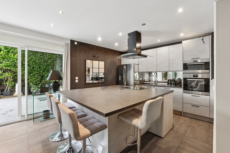 Maison à Champagne-au-Mont-d'Or, Auvergne-Rhône-Alpes, France 3 - 16256174