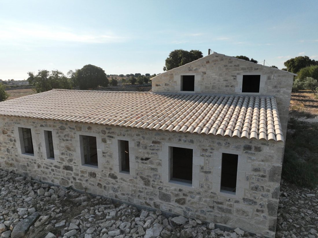 House in Cava d'Ispica - Pietre Nere, Modica, Sicily 1 - 16259290