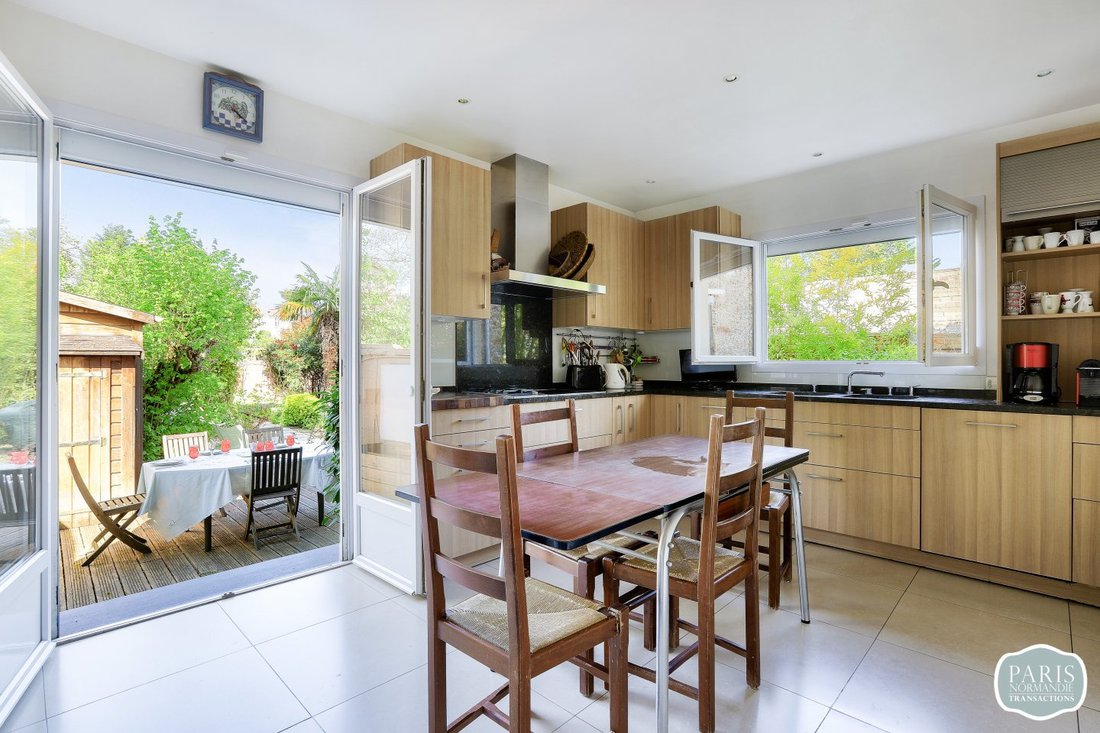 House in Saint-Cloud, Ile-de-France, France 4 - 16256150