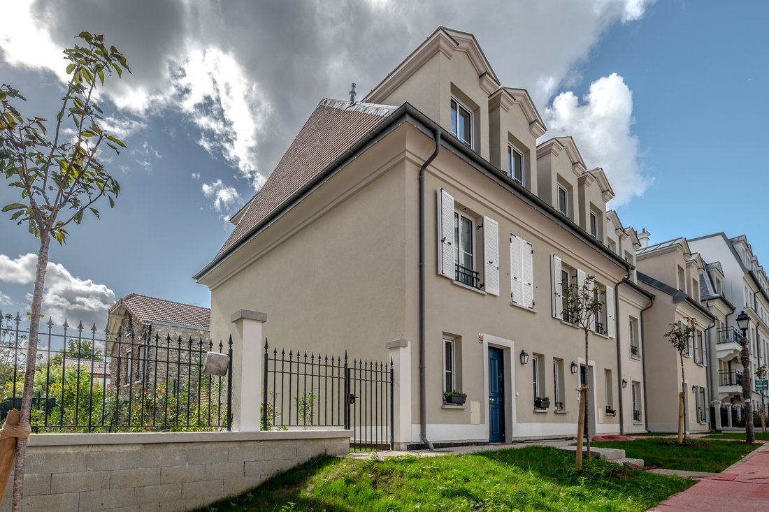 House in Le Centre, Maisons-Alfort, France 4 - 16079296