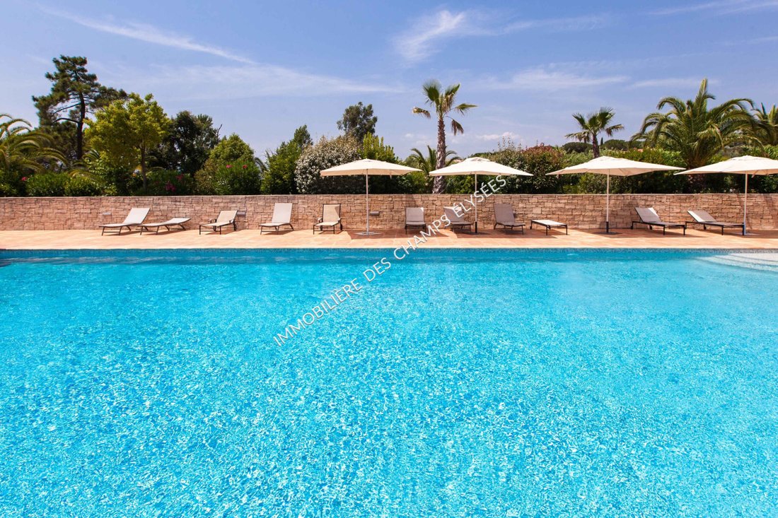 Villa in Gassin, Provence-Alpes-Côte d'Azur, France 2 - 16255899
