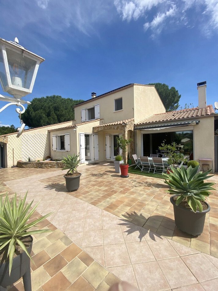 Villa in Centre Ville, Pezenas, France 4 - 16256320