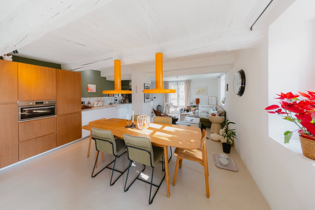 House in Gordes, Provence-Alpes-Côte d'Azur, France 3 - 16256672