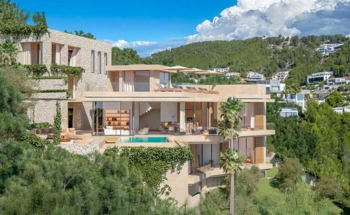 Land in Palma, Balearic Islands, Spain 1