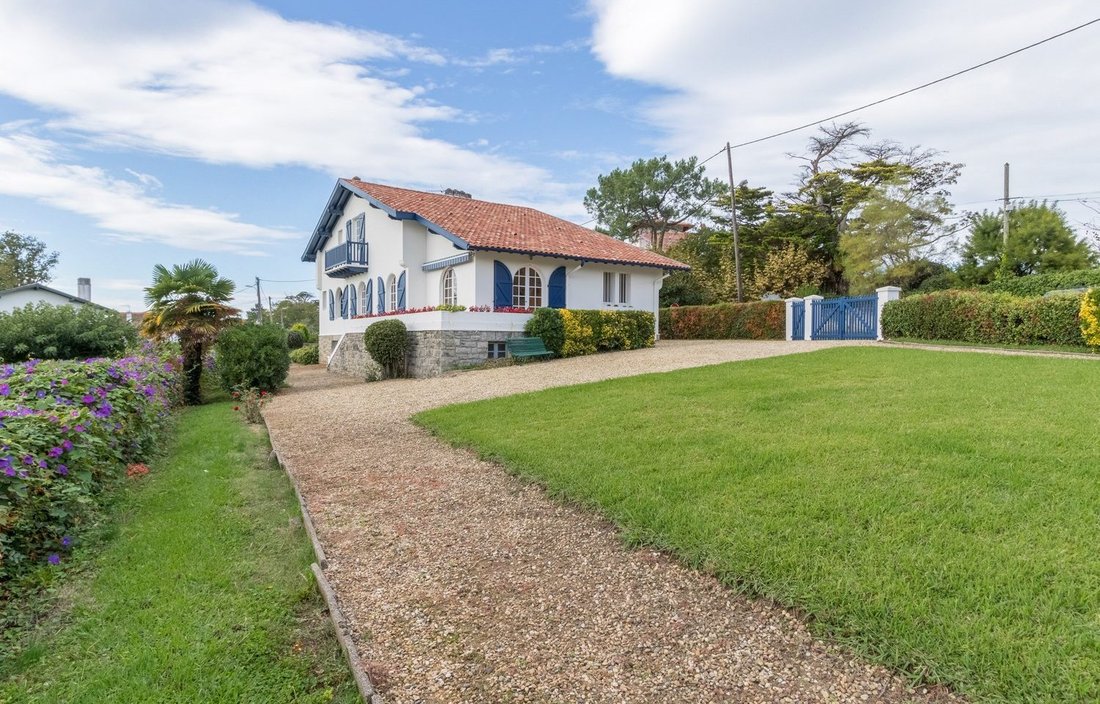 House in Guéthary, Nouvelle-Aquitaine, France 2 - 16255673
