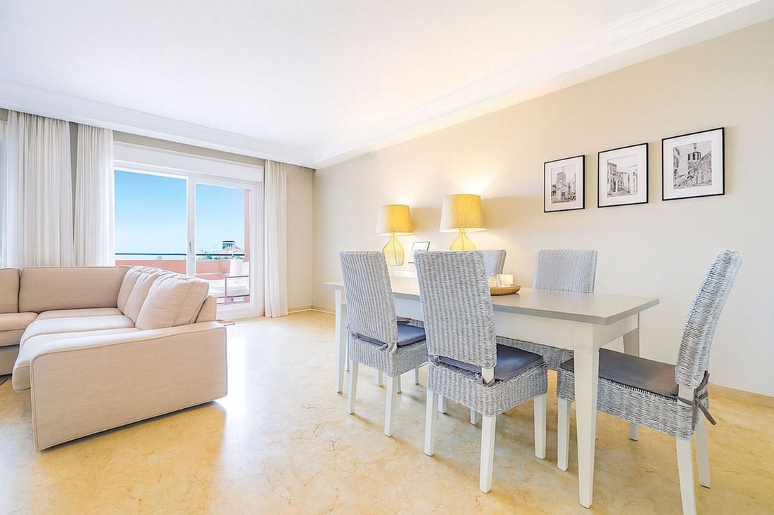Townhouse in Buenas Noches, Estepona, Spain 4 - 16256500