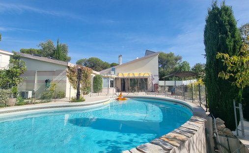 Villa in Le Dramont-Agay-Anthéor-Le Trayas, Saint-Raphaël, France 1