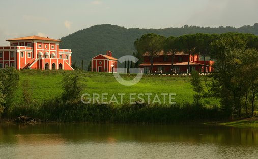 Villa in Manciano, Tuscany, Italy 1