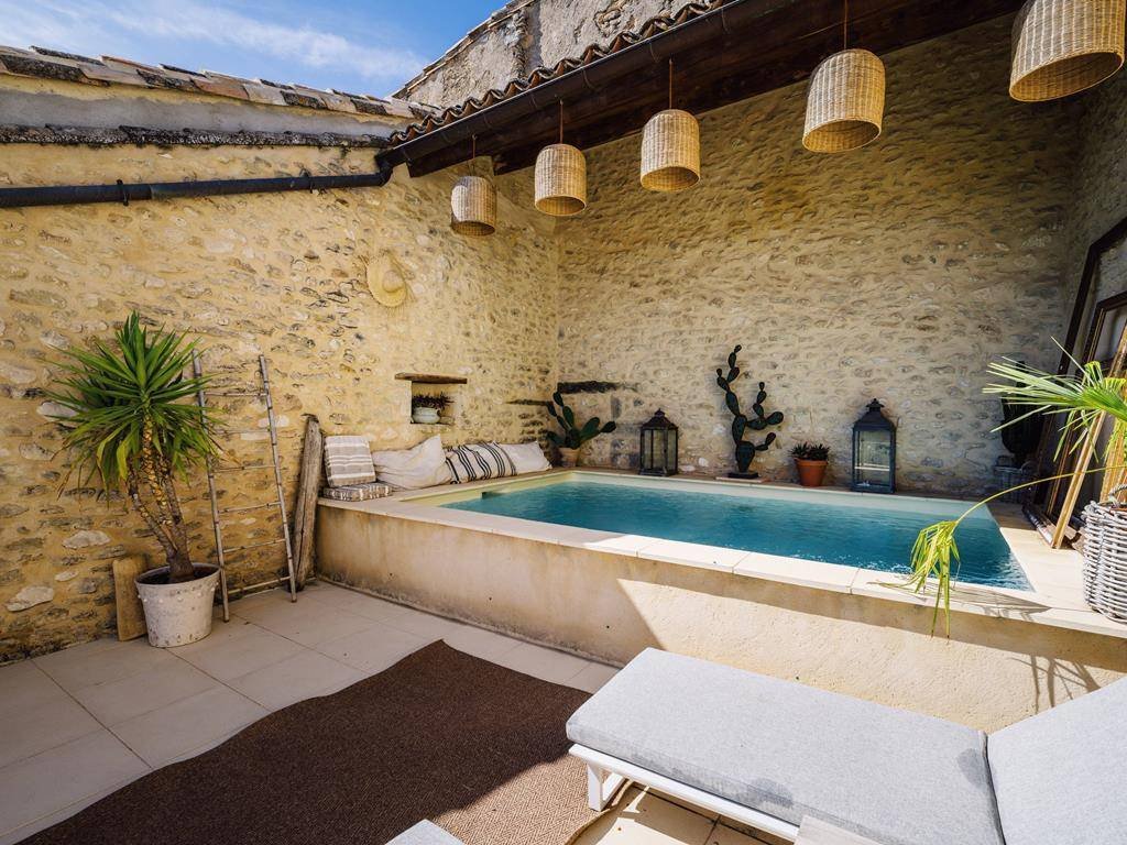 House in Gordes, Provence-Alpes-Côte d'Azur, France 3 - 16256664
