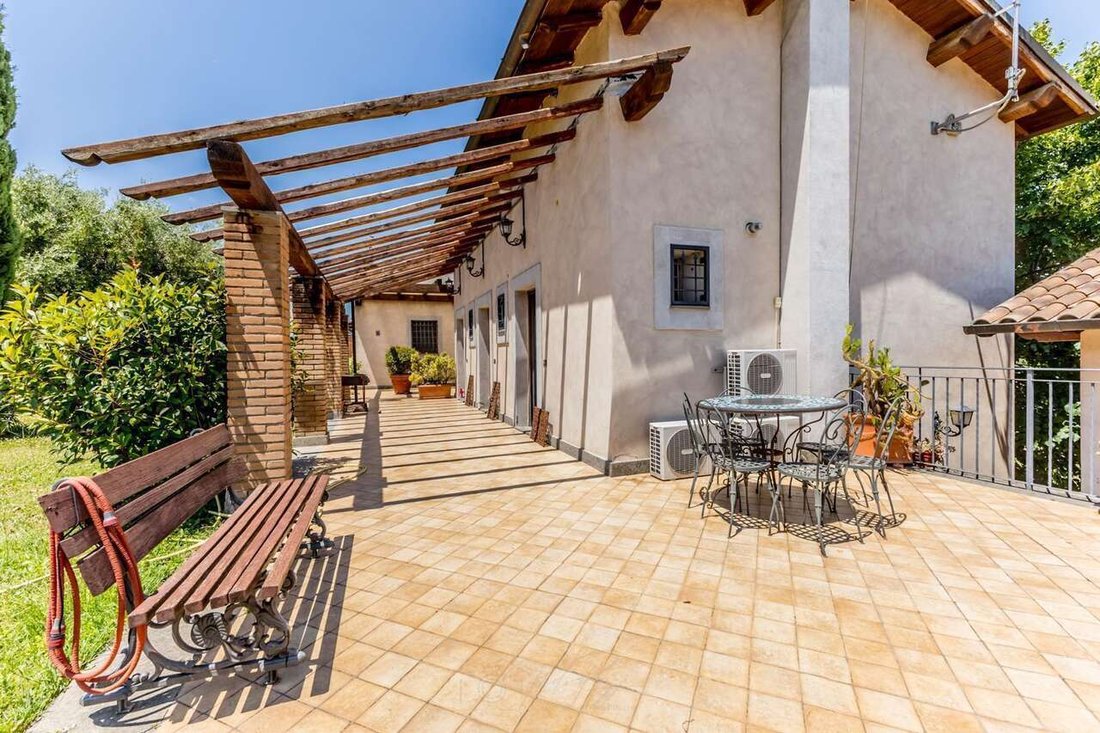 Farm Ranch in Frascati, Lazio, Italy 1 - 16258034