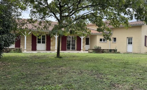 Stunning 19th Century Château Fully Renovated At The Gates Of Bordeaux