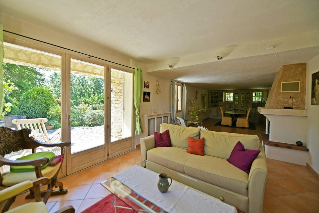 House in Gordes, Provence-Alpes-Côte d'Azur, France 3 - 16256483