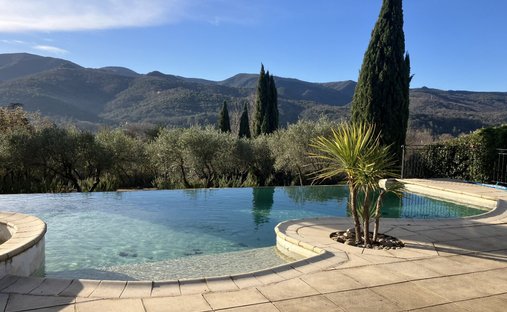 Villa in Lamalou-les-Bains, Occitania, France 1