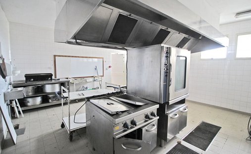 La Salvetat Sur Agout Castle