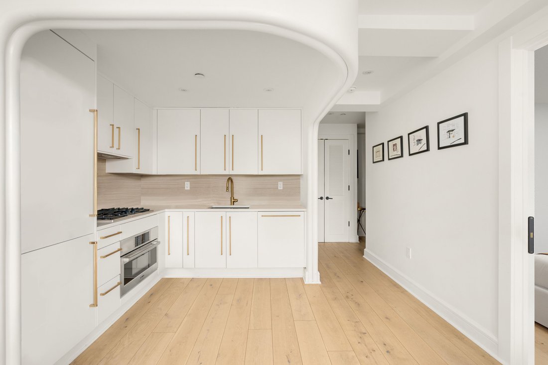 Condo in New York, New York, United States 4 - 16206206
