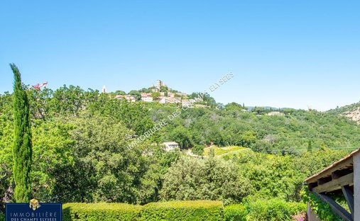 Villa in Grimaud, Provence-Alpes-Côte d'Azur, France 1