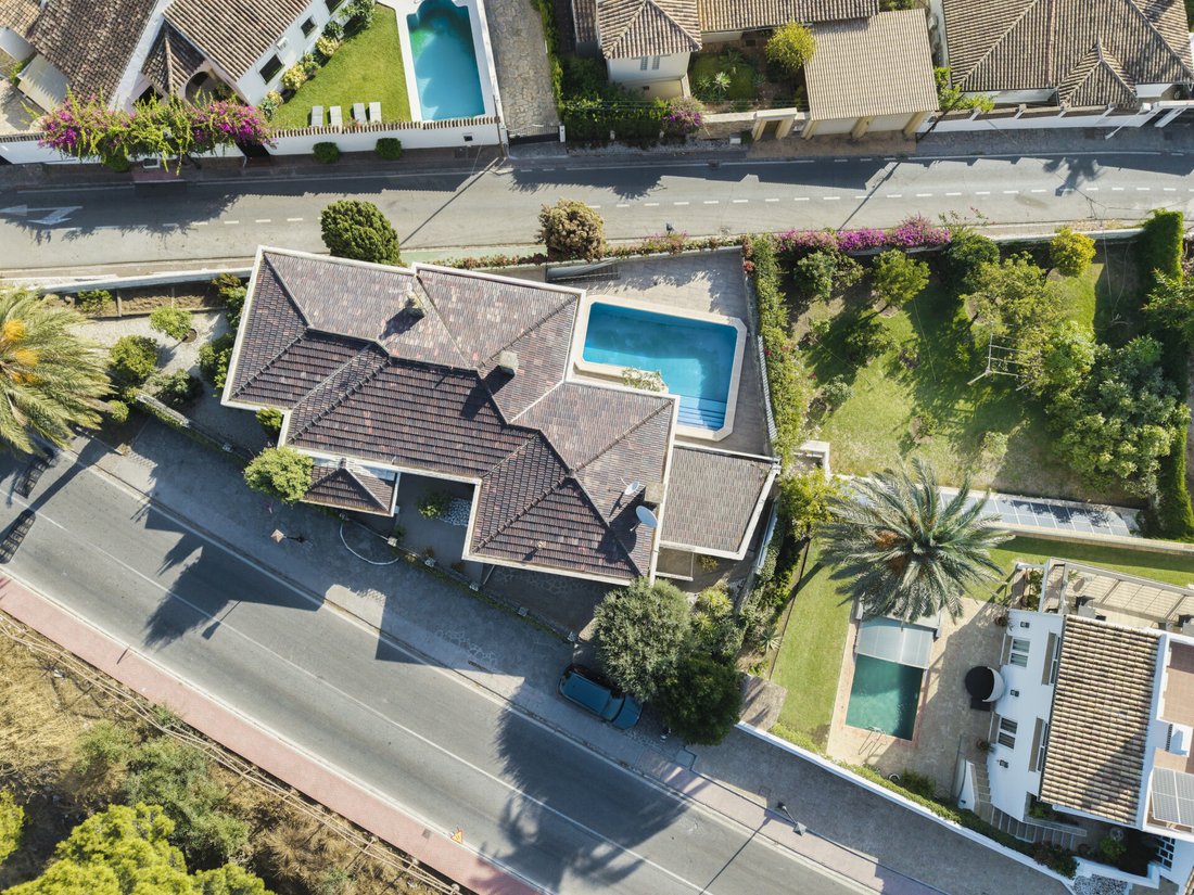 Villa in Nueva Andalucia, Marbella, Spain 5 - 16170552