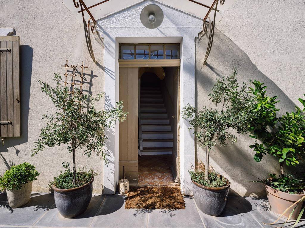 House in Gordes, Provence-Alpes-Côte d'Azur, France 2 - 16256664